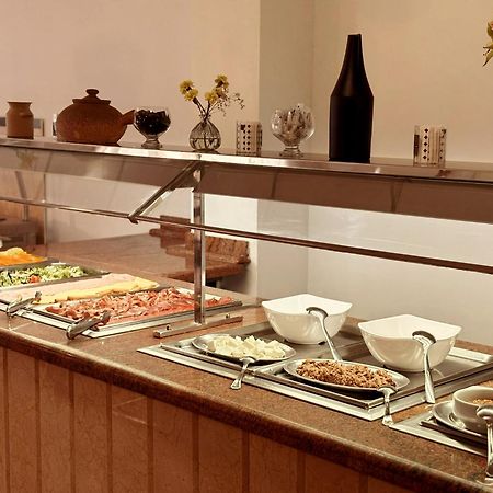 Hotel Primavera Бенидорм Экстерьер фото